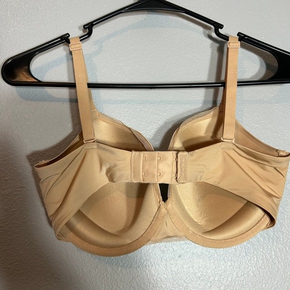 DKNY T-Shirt Bra Everyday Comfort Underwire Support Nude Size 34B - Picture 2 of 6